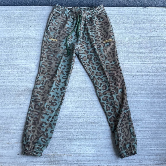 HSTRY NAS HSTRY x C2A LEOPARD UNITY & PRIDE SWEATPANTS - Limited edition! - Picture 4 of 13